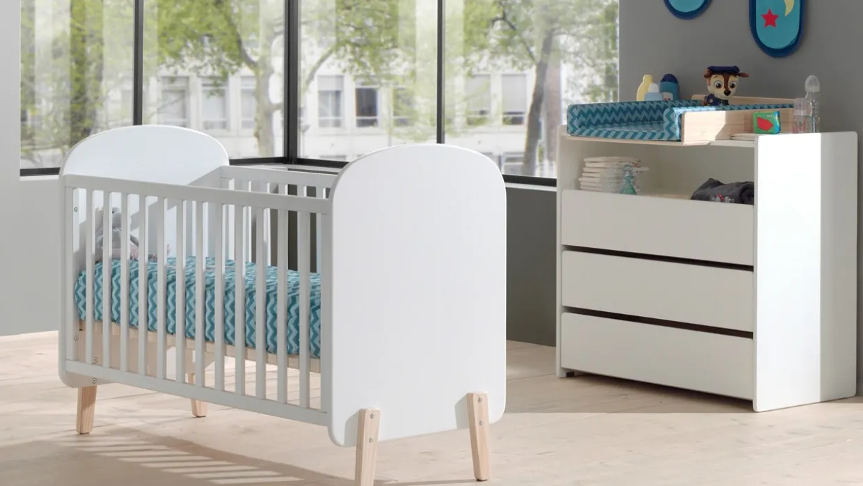 Babyledikant Kiddy met commode en opzet