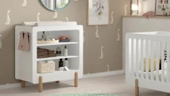 Babyledikant Smile met verzorgingstafel