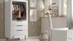 Babyledikant Smile met verzorgingstafel