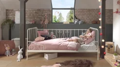 Bed Alice