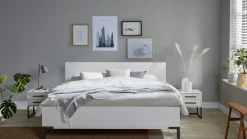 Bed Ragnar met hoofbord hout