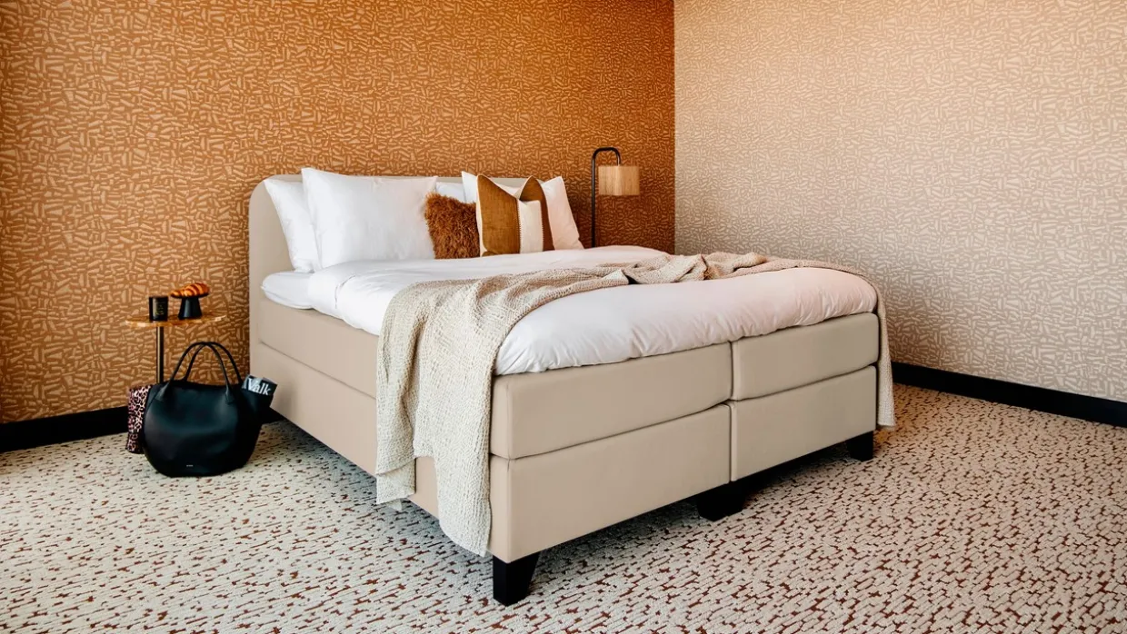 Hotelboxspring Essential met topper Comfort