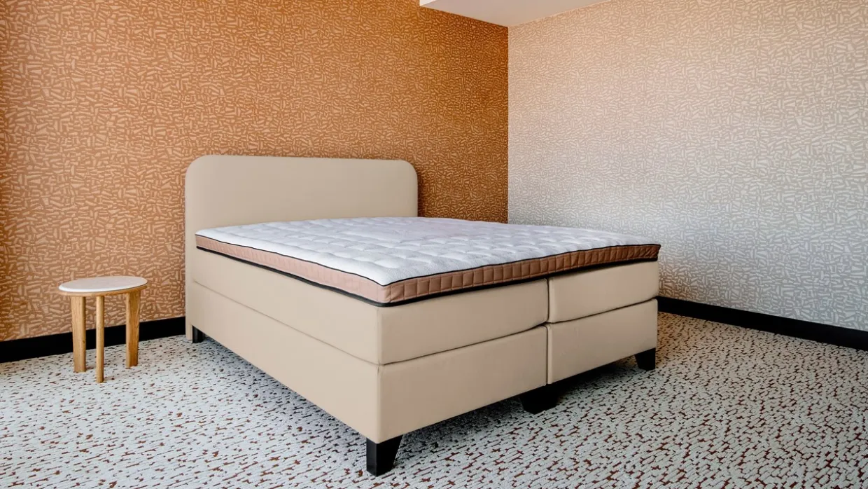 Hotelboxspring Essential met topper Comfort