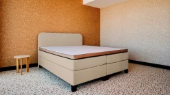 Hotelboxspring Essential met topper Luxury