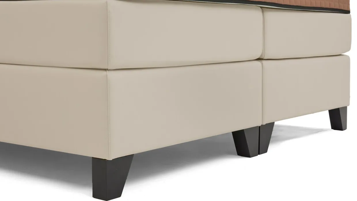 Hotelboxspring Essential met topper Luxury