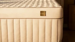 M line Prestige Supporting Firm matras