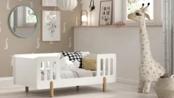 Peuterbed Smile met kast
